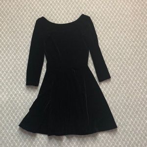 Velvet sleeved black dress